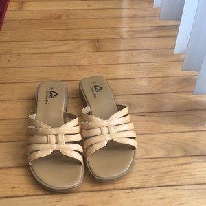 Carolina Bay Heeled Slippers